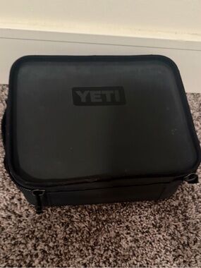Yeti Black Hard-Shell Camera Carry Case with Zipper